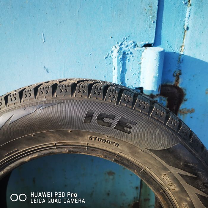 Продам шипованные шинны