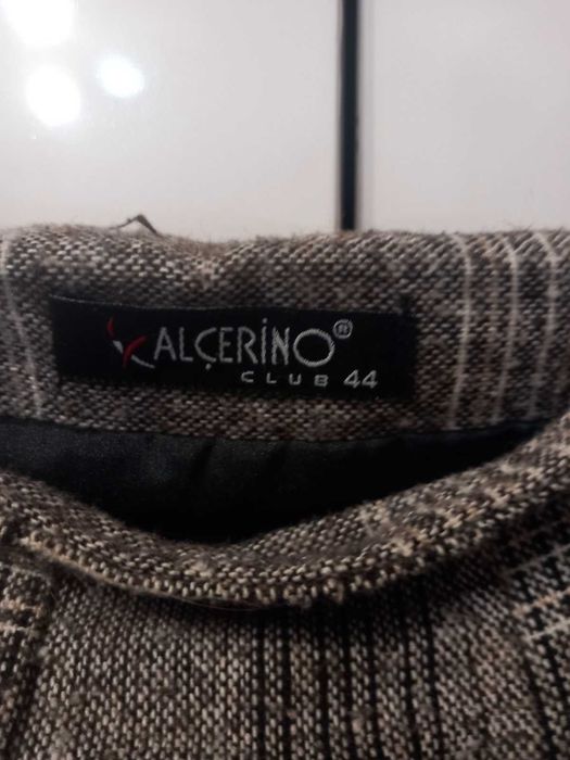 Дамска вълнена пола