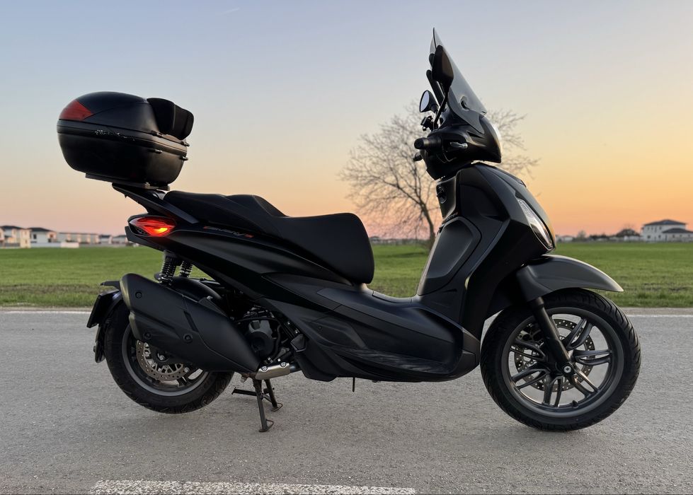 2024 Piaggio Beverly S 400HPE