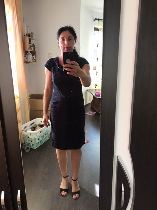 Vand rochie marime 40