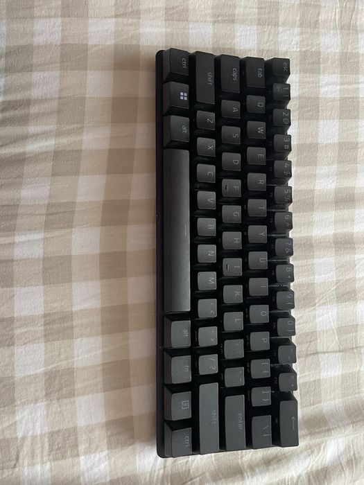 Tastatura razer hunstman mini