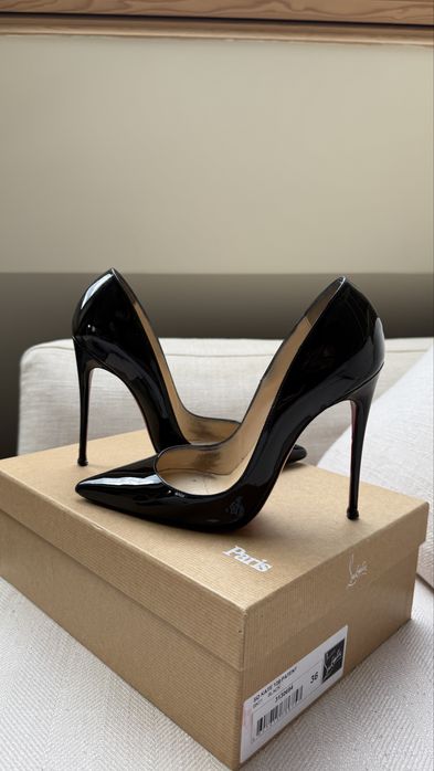 Christian Louboutin - оригинални обувки