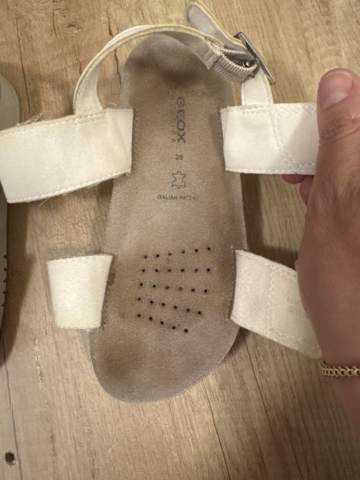 Sandale Geox piele ajustabile marimea 28 ca noi