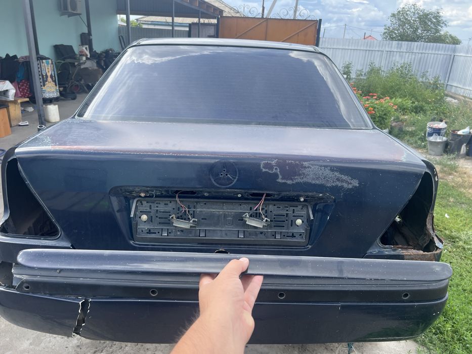 Продам по запчастям w202