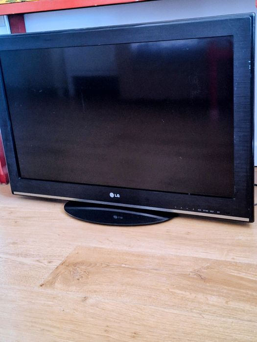 Телевизор LG 32CS460T-ZA