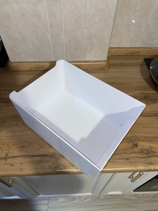 Ящик для холодильника или морозильника