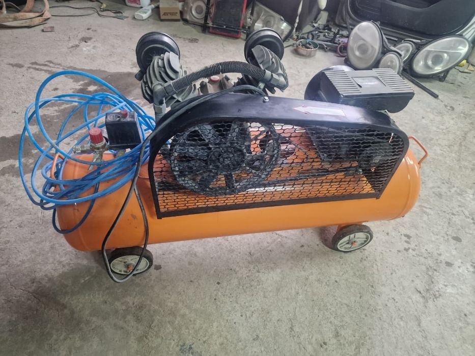 Компрессор почти новый