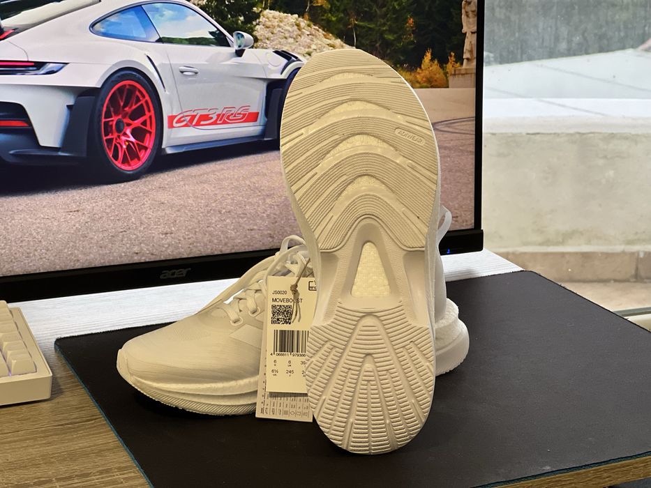 Нови оригинални обувки Adidas Moveboost 39 ¹/³