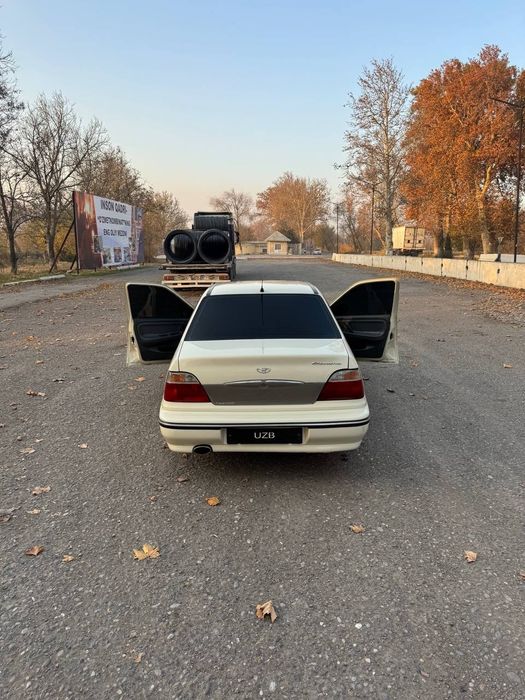 Некция 1 сотилади! 4200$