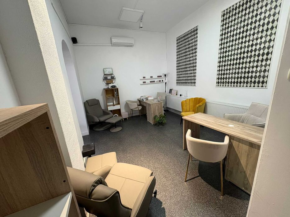 Post de lucru in salon, manichiura/pedichiura/frizerie