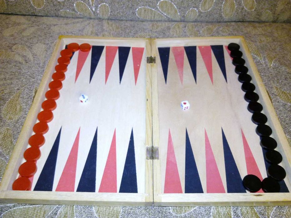 шахматы,шашки,нарды (3 в 1)