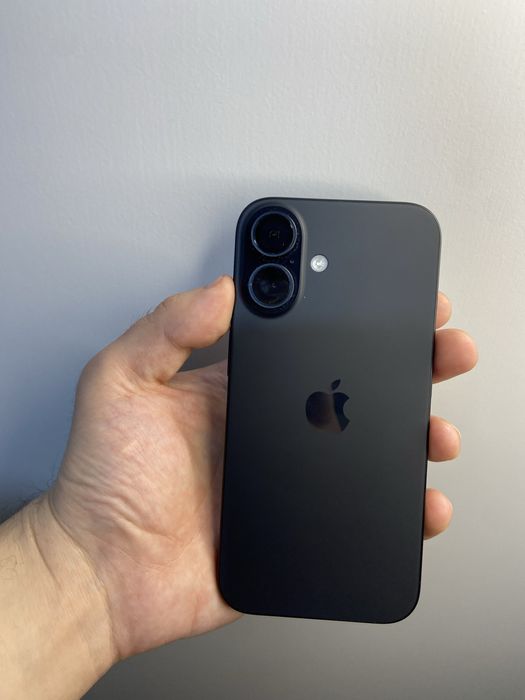 Продам IPHONE 16