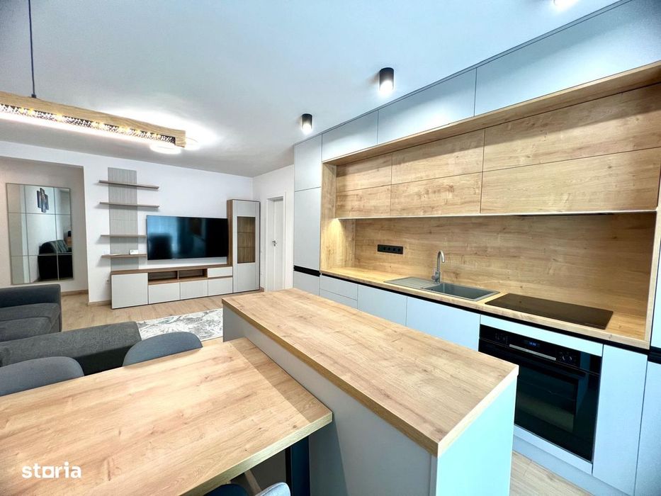 CC/930 De închiriat apartament cu 3 camere în Tg Mureș - 7 Noiembrie