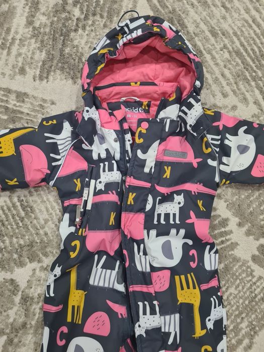 Продам демисизоный  детский комбинезон