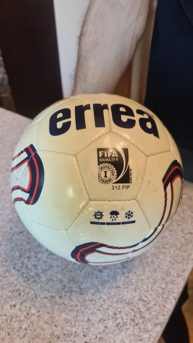 Распродажа Футбольных мячей