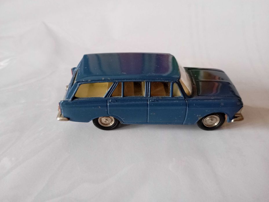 Москвич 426 тъмно син 1:43, СССР
