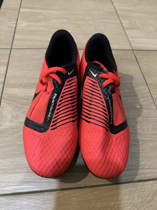 Продам бутсы Nike Phantom оригинал