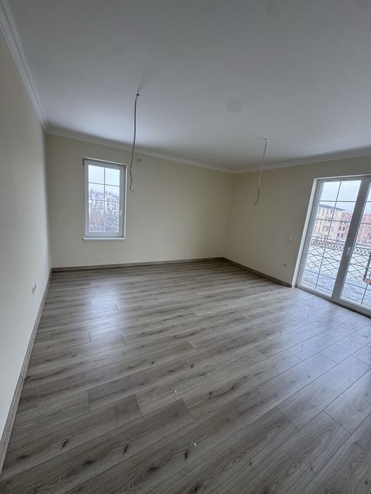 Proprietar- Apartament cu 2 Camere , Giroc