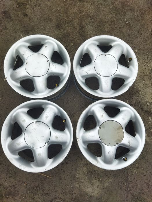 Диски на 15 Ауди Мерседес