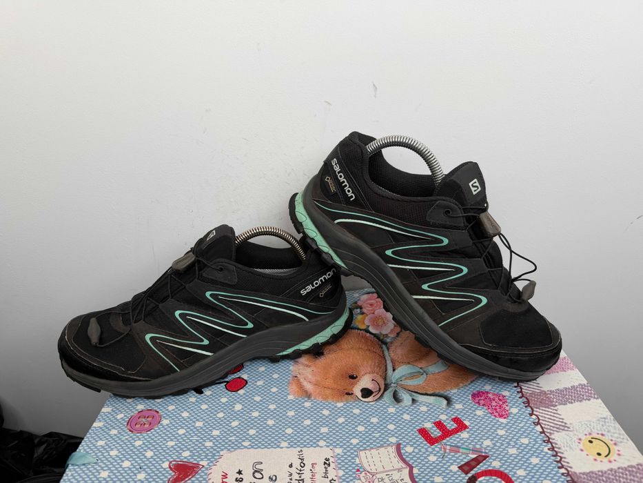 ''Salomon Kiliwa Gore-Tex''оригинални туристически обувки 39 номер