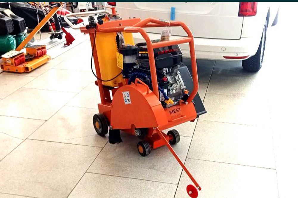 Асфальторез бетонорез шварез (Loncin motor)
