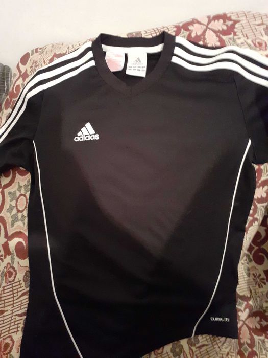 Тениска Адидас и други