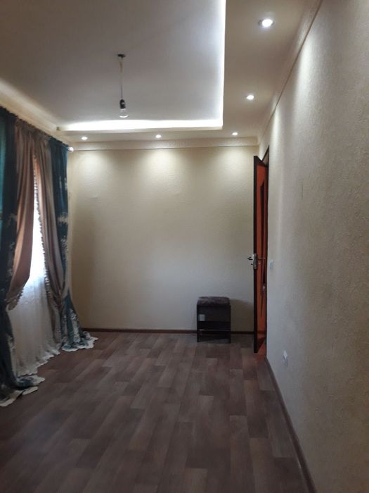 Chirchik 4 mikrorayon 4 etaj Kv arenda maklerlar bezovta qilmasin