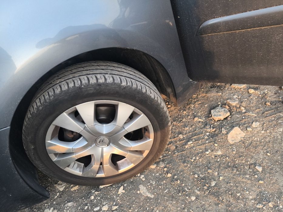 С4 Гранд Пикасо На части