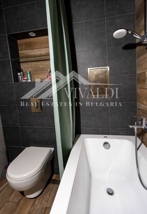 Продава се Тристаен апартамент в к.к. Св.Св. Константин и Елена - 107 кв.м за 1812 €/кв.м - Снимка #18