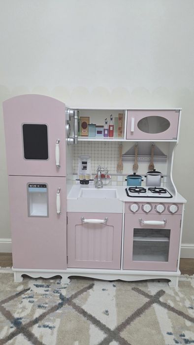 Продам кухню детскую