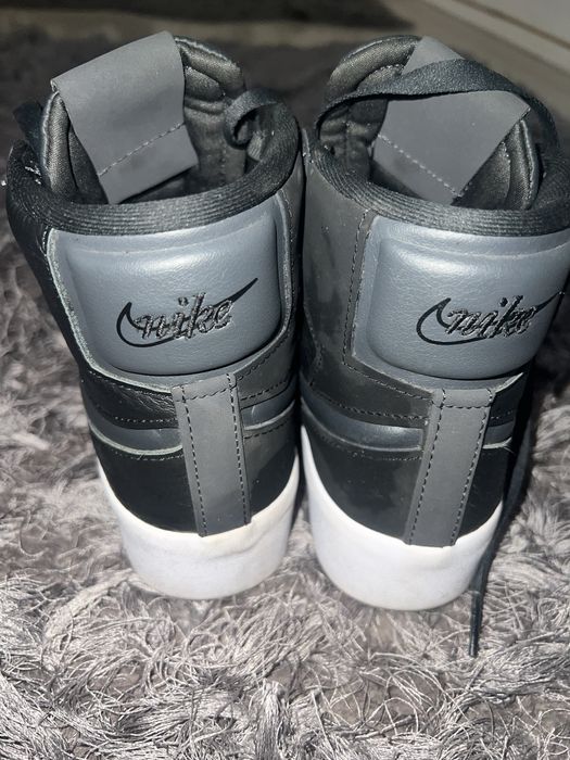 adidasi nike negrii