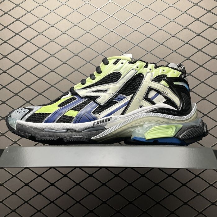 Balenciaga runner