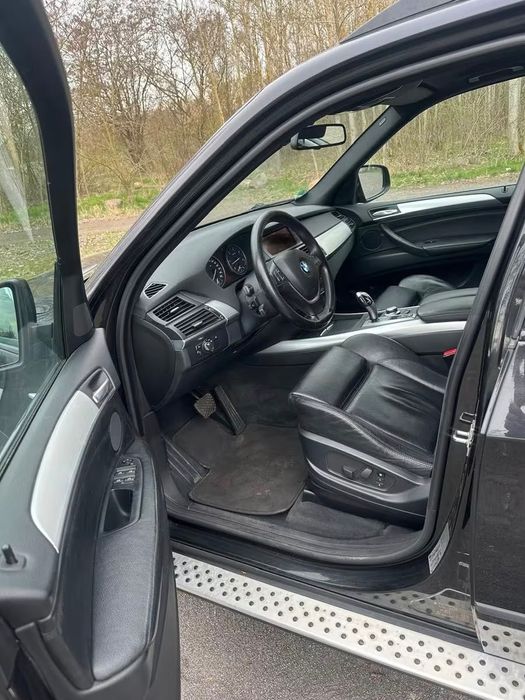Bmw X5 E70 3.0 disel 235 k.c