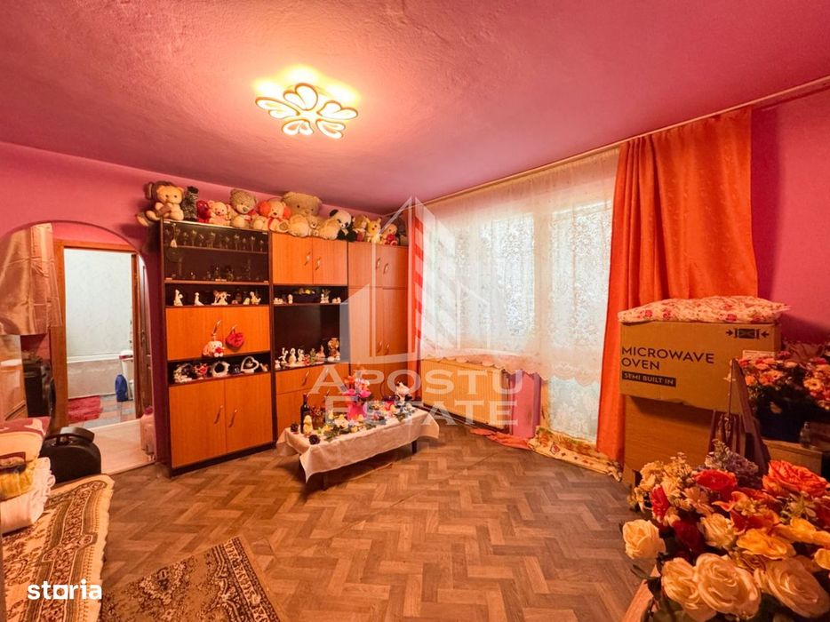 Apartament cu 2 camere, 44mp, etaj 1, anvelopat, zona Garii, Hunedoara