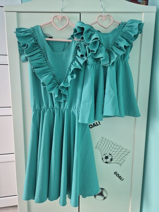 Vand rochii mama fiica