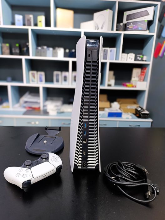 Play Station 5 - 825Gb - Digital / Disk - Stare Excelenta + Garantie