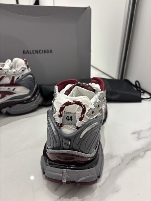 Balenciaga Runner visinii 44