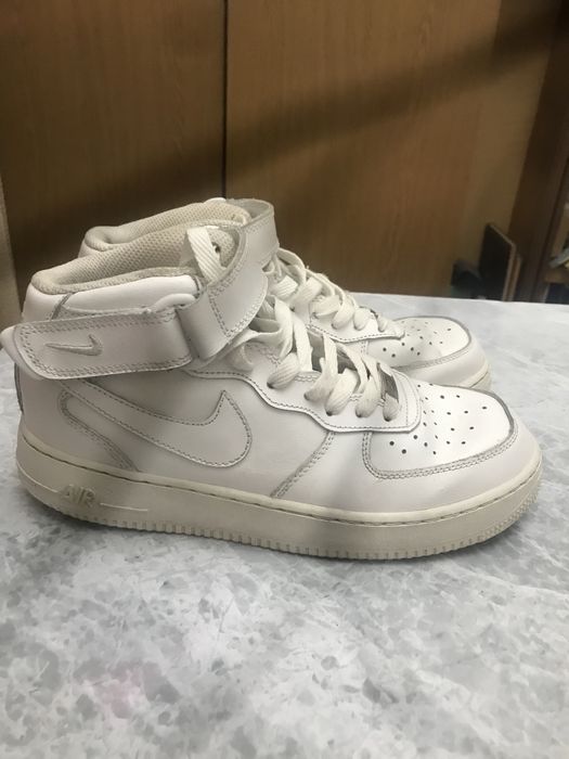 Кроссовки белые мужские