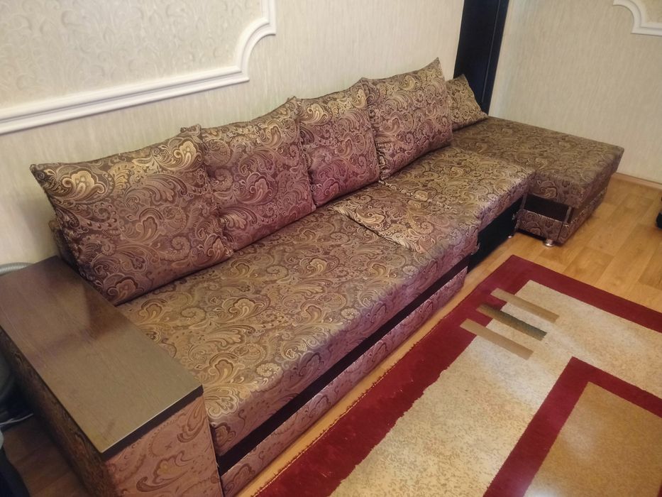 Отдам Диван бесплатно!