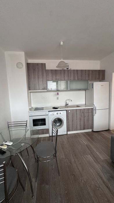 Апартамент под наем Варна