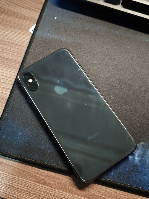 iPhone xs 256gb.