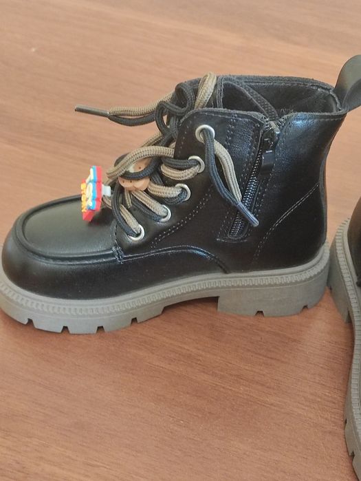 Детский обувь для мальчиков.