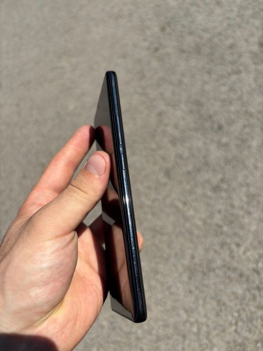 Xiaomi 14 pro… .