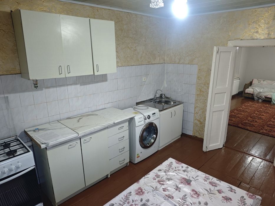 Срочно продам 2 дома на одном участке