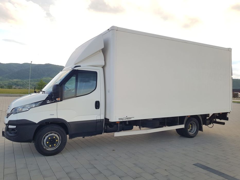 Iveco dayli 72c21 izoterma cu Lift 2017  recent adus în România 35c15 50c17  35c18 70c18 35c17 35s18 ( Mercedes Renault Fiat Crafter )