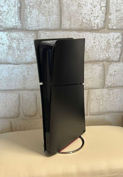 Продается игровая приставка PS5 Slim (Без Дисковода)