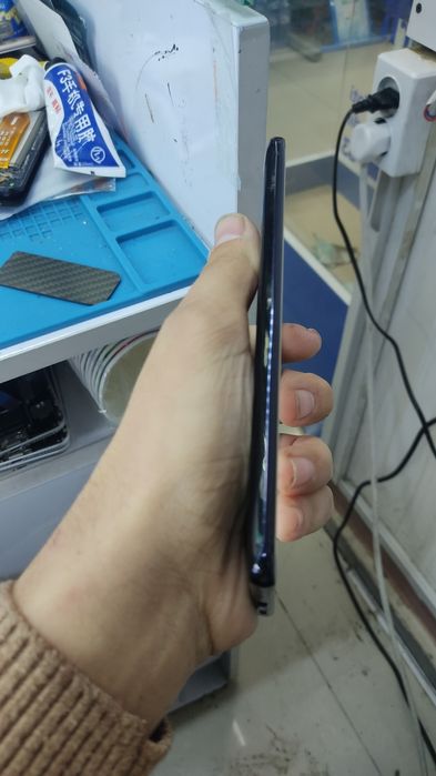 Samsung S20 Pullus 12.256Tali