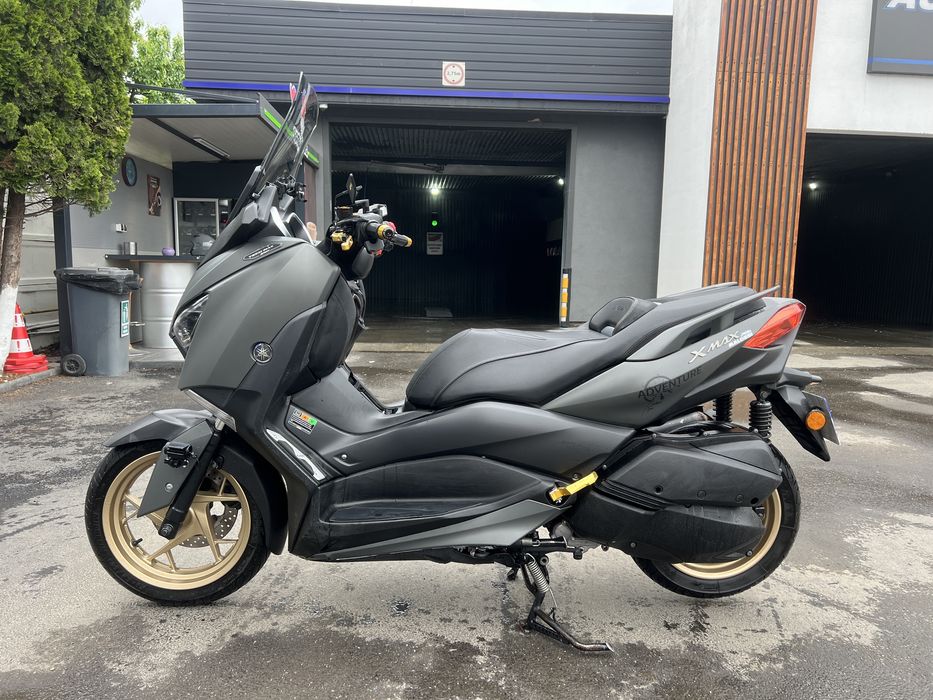 Yamaha X-max 300 tech max desing