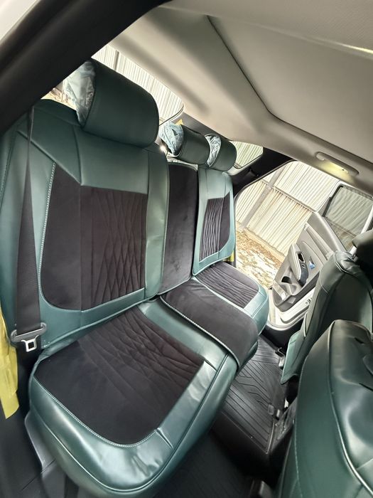 Чехлы на сиденье автомобиля