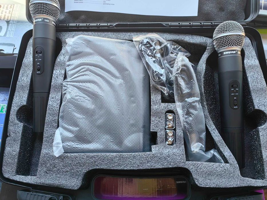 Професионални Микрофони 2 броя в куфар Shure Sm 58 Vocal artist Uhf